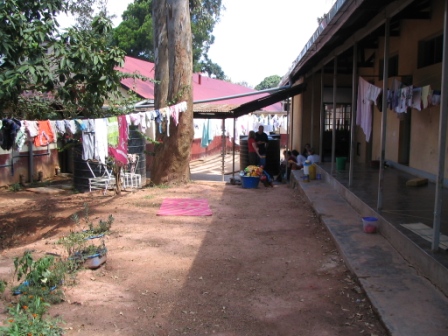 sanyu-laundry.jpg